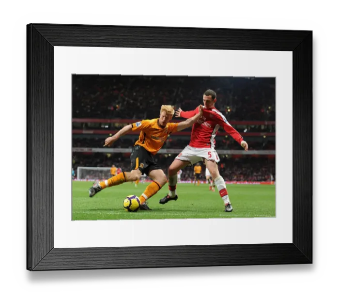 Framed Print : Thomas Vermaelen (Arsenal) Paul McShane (Hull). Arsenal 3: 0 Hull City, Barclays Premier league