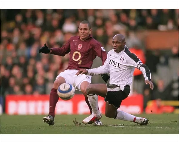 Gilberto (Arsenal) Luis Boa Morte (Fulham). Fulham 0: 4 Arsenal. FA Premiership
