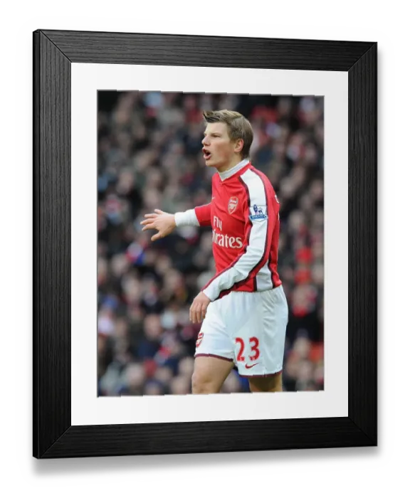 Framed Print : Andrey Arshavin (Arsenal). Arsenal 3: 0 Aston Villa, Barclays Premier League