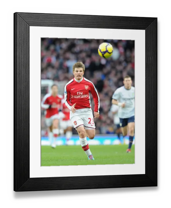 Framed Print : Arshavin's Brilliance: Arsenal's 3-0 Triumph over Aston Villa, December 2009