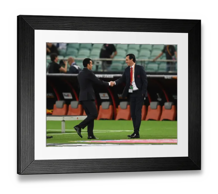 Framed Print : Chelsea v Arsenal - UEFA Europa League Final Framed Print : Chelsea v Arsenal - UEFA Europa League Final