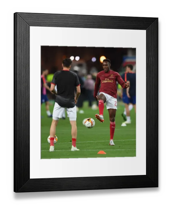 Framed Print : Arsenal's Danny Welbeck Prepares for Europa League Showdown against Chelsea Framed Print : Arsenal's Danny Welbeck Prepares for Europa League Showdown against Chelsea