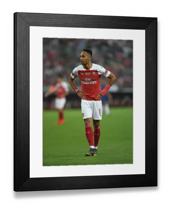 Framed Print : Arsenal's Aubameyang Faces Off Against Chelsea in Europa League Final Showdown