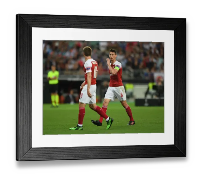 Framed Print : Arsenal's Laurent Koscielny in UEFA Europa League Final Against Chelsea, Baku 2019 Framed Print : Arsenal's Laurent Koscielny in UEFA Europa League Final Against Chelsea, Baku 2019