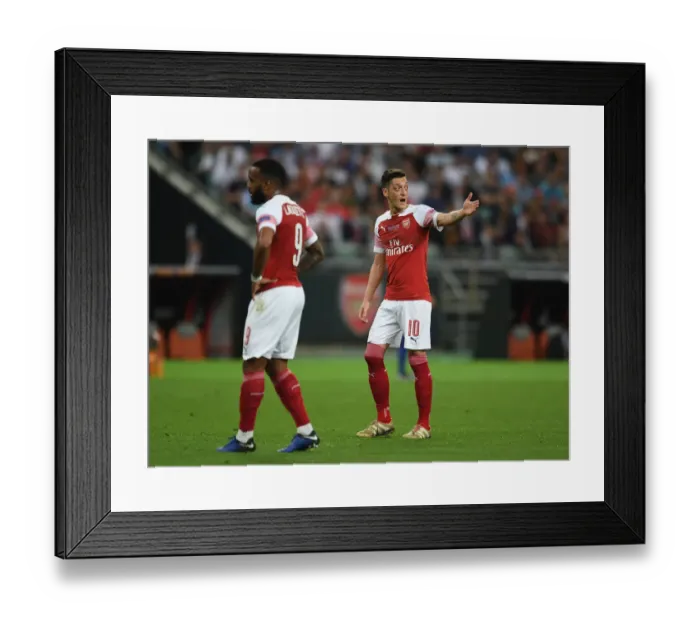Framed Print : Mesut Ozil in the Thrilling Europa League Final Clash: Arsenal vs. Chelsea, Baku 2019 Framed Print : Mesut Ozil in the Thrilling Europa League Final Clash: Arsenal vs. Chelsea, Baku 2019