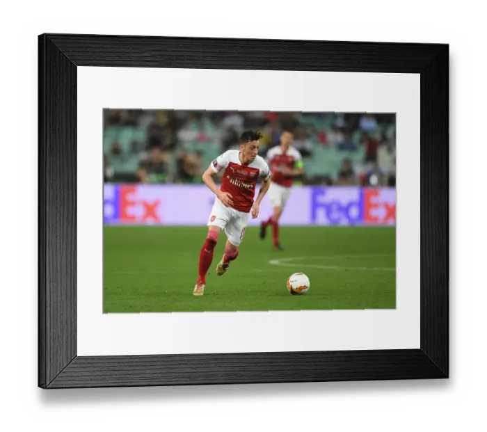 Framed Print : Mesut Ozil in Action at the Arsenal vs. Chelsea Europa League Final, Baku 2019