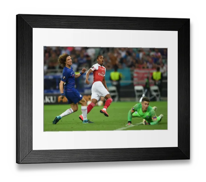 Framed Print : Arsenal's Joe Willock in UEFA Europa League Final Against Chelsea, Baku 2019