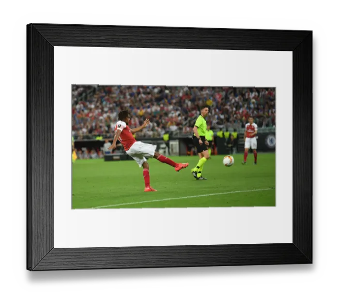 Framed Print : Arsenal's Alex Iwobi Scores the Winning Goal in Europa League Final Against Chelsea (Baku 2019) Framed Print : Arsenal's Alex Iwobi Scores the Winning Goal in Europa League Final Against Chelsea (Baku 2019)