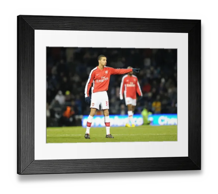 Framed Print : Craig Eastmond (Arsenal). Portsmouth 1: 4 Arsenal, Barclays Premier League