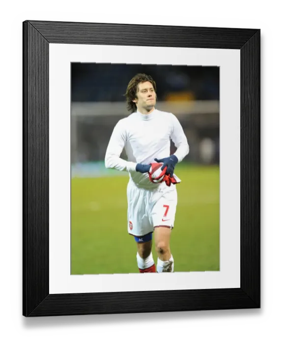 Framed Print : Tomas Rosicky (Arsenal). Portsmouth 1: 4 Arsenal, Barclays Premier League Framed Print : Tomas Rosicky (Arsenal). Portsmouth 1: 4 Arsenal, Barclays Premier League