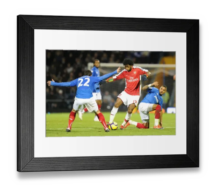 Framed Print : Alex Song (Arsenal) Richard Hughes and Kevin Prince Boateng (Portsmouth)