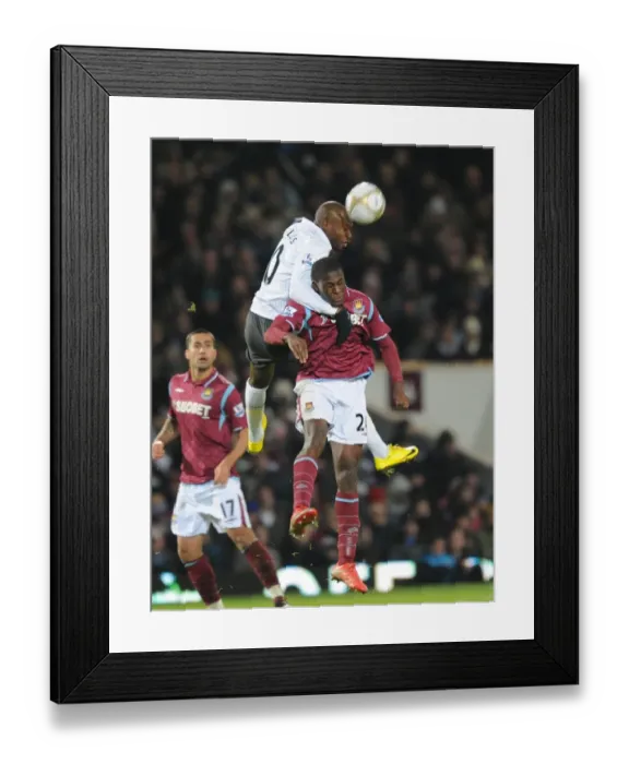 Framed Print : William Gallas (Arsenal) Frank Nouble (West Ham). West Ham United 1: 2 Arsenal