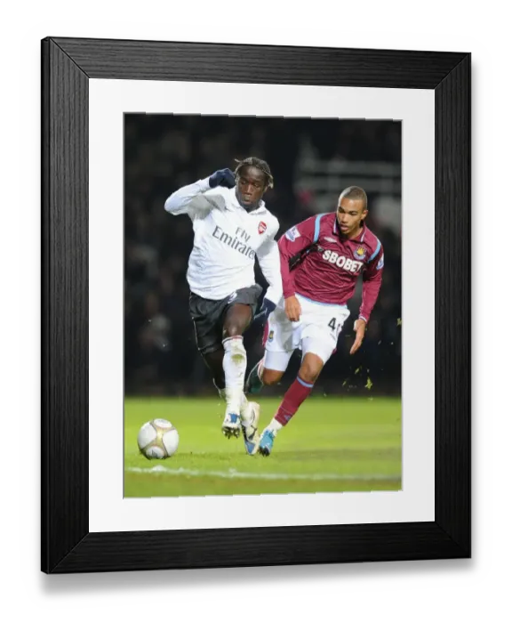 Framed Print : Bacary Sagna (Arsenal) Bondz N Gala (West Ham). West Ham United 1: 2 Arsenal Framed Print : Bacary Sagna (Arsenal) Bondz N Gala (West Ham). West Ham United 1: 2 Arsenal