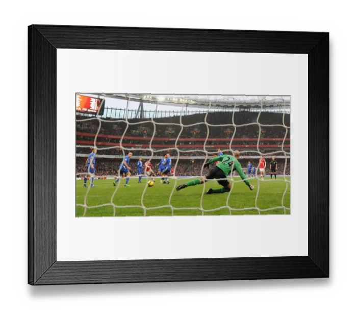 Framed Print : Denilson shoots past Everton goalkeeper Tim Howard to score the 1st Arsenal goal