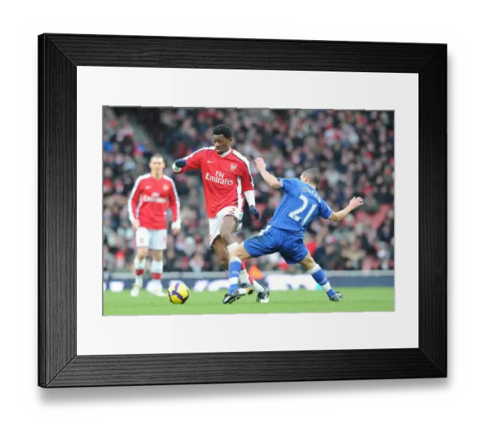 Framed Print : Abou Diaby (Arsenal) Leon Osman (Everton). Arsenal 2: 2 Everton, Barclays Premier League Framed Print : Abou Diaby (Arsenal) Leon Osman (Everton). Arsenal 2: 2 Everton, Barclays Premier League
