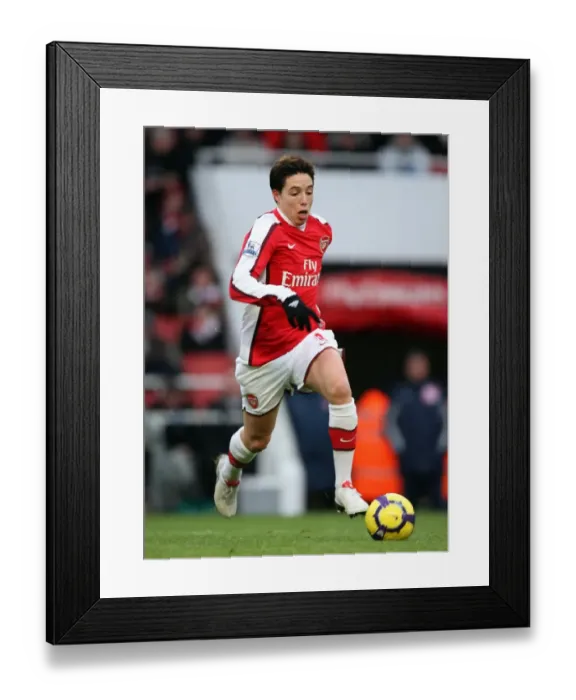 Framed Print : Samir Nasri: Arsenal vs Everton, Emirates Stadium - Barclays Premier League - 9 / 1 / 10