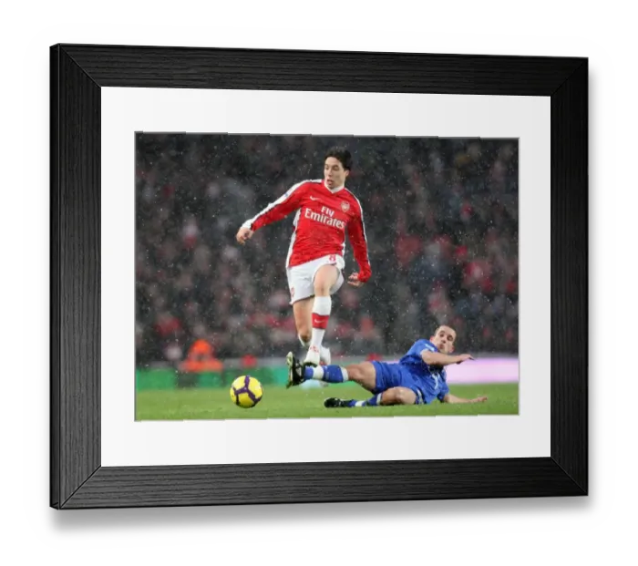 Framed Print : Samir Nasri (Arsenal) Leon Osman (Everton). Arsenal 2: 2 Everton. Barclays Premier League Framed Print : Samir Nasri (Arsenal) Leon Osman (Everton). Arsenal 2: 2 Everton. Barclays Premier League