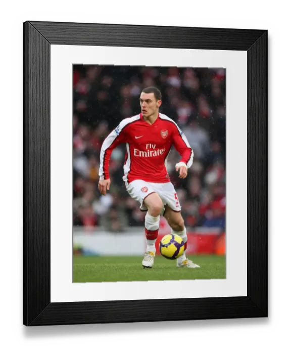 Framed Print : Thomas Vermaelen's Battle: Arsenal vs. Everton, 2-2 Draw, September 1, 2010 Framed Print : Thomas Vermaelen's Battle: Arsenal vs. Everton, 2-2 Draw, September 1, 2010