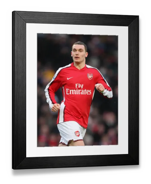 Framed Print : Thomas Vermaelen's Gritty Performance: Arsenal 2-2 Everton, Barclays Premier League (2010) Framed Print : Thomas Vermaelen's Gritty Performance: Arsenal 2-2 Everton, Barclays Premier League (2010)