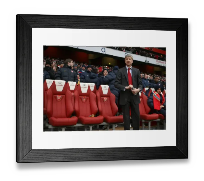 Framed Print : Arsene Wenger: Arsenal Manager in Action at Emirates Stadium during 2-2 Draw with Everton (Barclays Premier League, 9 / 1 / 10) Framed Print : Arsene Wenger: Arsenal Manager in Action at Emirates Stadium during 2-2 Draw with Everton (Barclays Premier League, 9 / 1 / 10)
