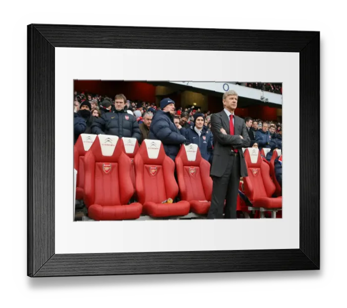 Framed Print : Arsene Wenger's Battle for Points: Arsenal vs Everton, 2-2 Draw, Emirates Stadium, 2010