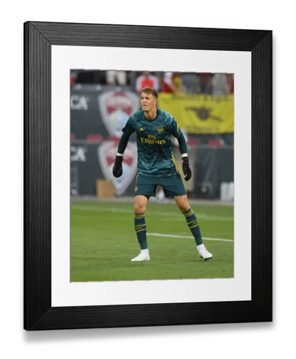 Framed Print : Arsenal FC Training: Matt Macey Goes Head-to-Head with Colorado Rapids (2019-20) Framed Print : Arsenal FC Training: Matt Macey Goes Head-to-Head with Colorado Rapids (2019-20)