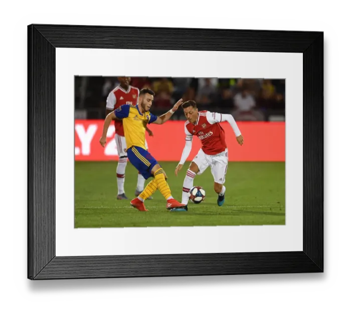 Framed Print : Mesut Ozil in Action: Arsenal vs Colorado Rapids, 2019 Framed Print : Mesut Ozil in Action: Arsenal vs Colorado Rapids, 2019