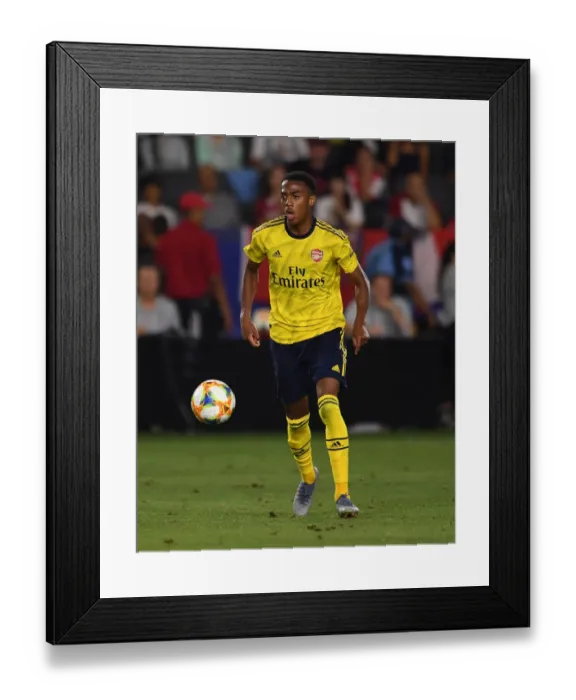 Framed Print : Arsenal vs Bayern Munich: International Champions Cup Clash in Los Angeles (2019-20) Framed Print : Arsenal vs Bayern Munich: International Champions Cup Clash in Los Angeles (2019-20)