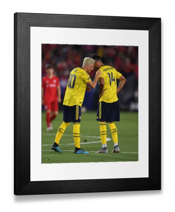 Framed Print : Arsenal's Ozil and Aubameyang in Action: Arsenal vs Bayern Munich, 2019 Pre-Season Clash Framed Print : Arsenal's Ozil and Aubameyang in Action: Arsenal vs Bayern Munich, 2019 Pre-Season Clash