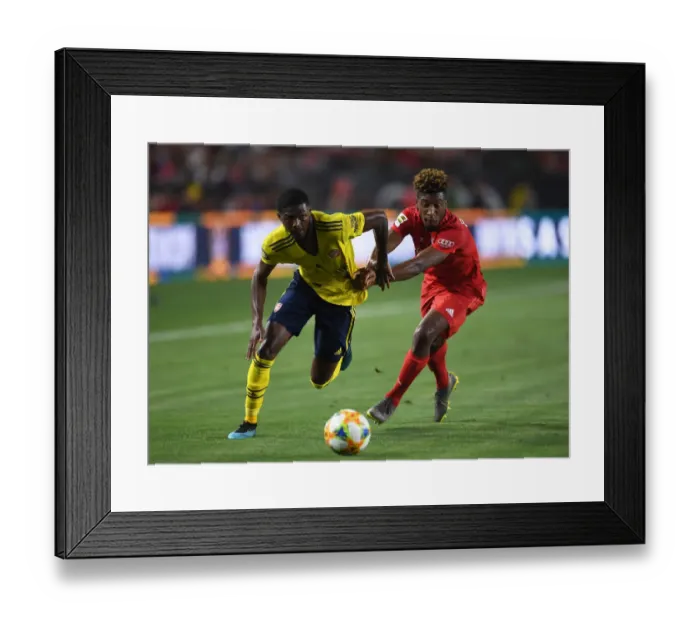 Framed Print : Arsenal vs. Bayern Munich: International Champions Cup Showdown in Los Angeles