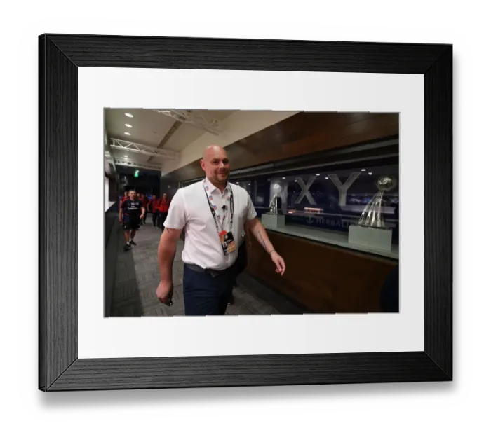 Framed Print : Stretch. Arsenal 2:1 Bayern Munich