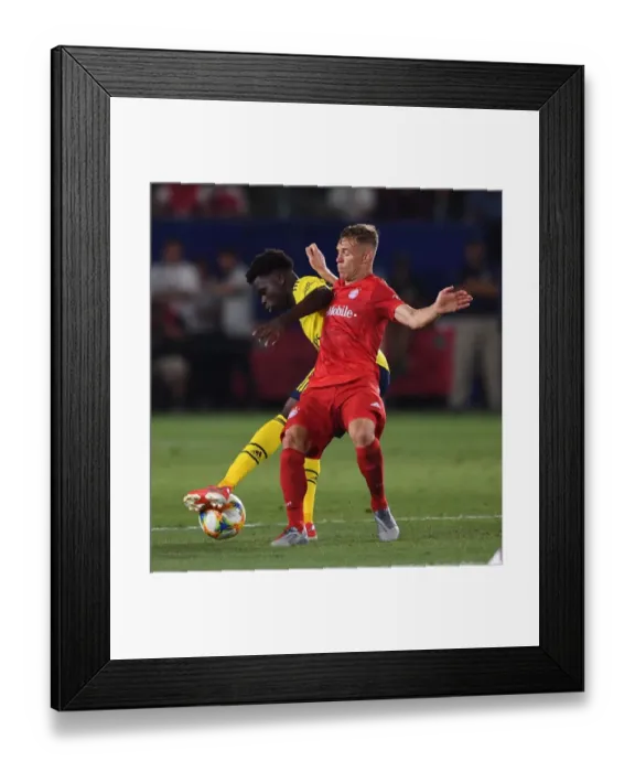 Framed Print : Bukayo Saka (Arsenal). Arsenal 2:1 Bayern Munich