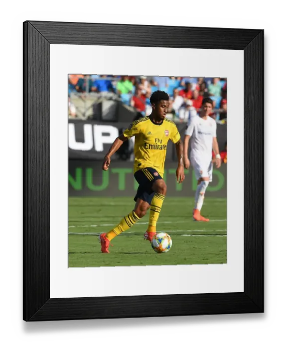 Framed Print : Reiss Nelson Shines: Arsenal's Star Performance Against ACF Fiorentina in 2019 International Champions Cup Framed Print : Reiss Nelson Shines: Arsenal's Star Performance Against ACF Fiorentina in 2019 International Champions Cup