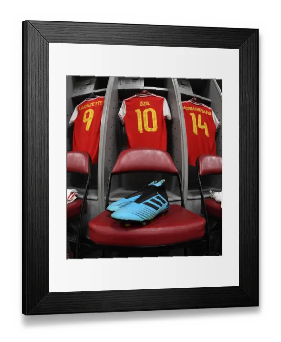 Framed Print : Mesut Ozil's Pre-Match Routine: A Peek into Arsenal's Training Camp at Colorado Rapids