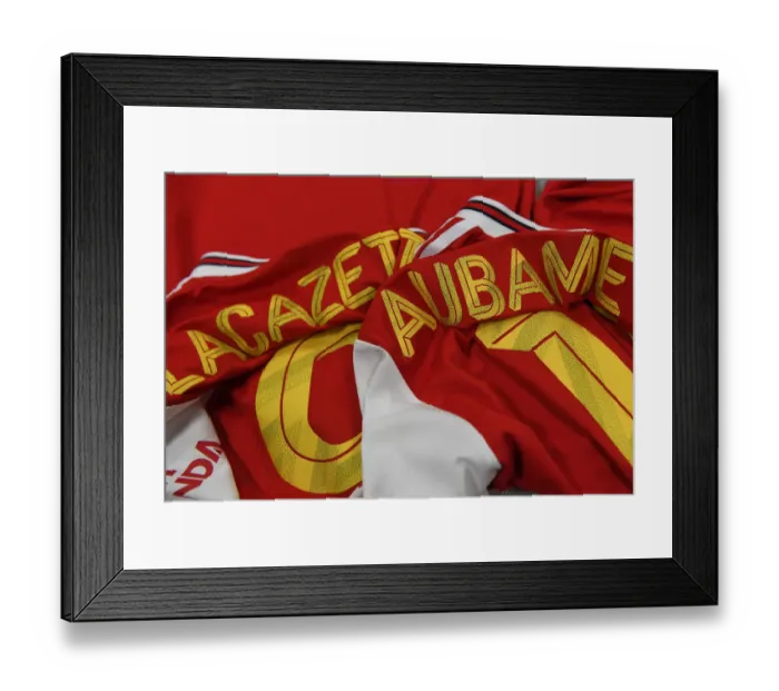 Framed Print : Arsenal Stars Lacazette and Aubameyang in Pre-Season Changing Room (Colorado Rapids v Arsenal 2019-20) Framed Print : Arsenal Stars Lacazette and Aubameyang in Pre-Season Changing Room (Colorado Rapids v Arsenal 2019-20)