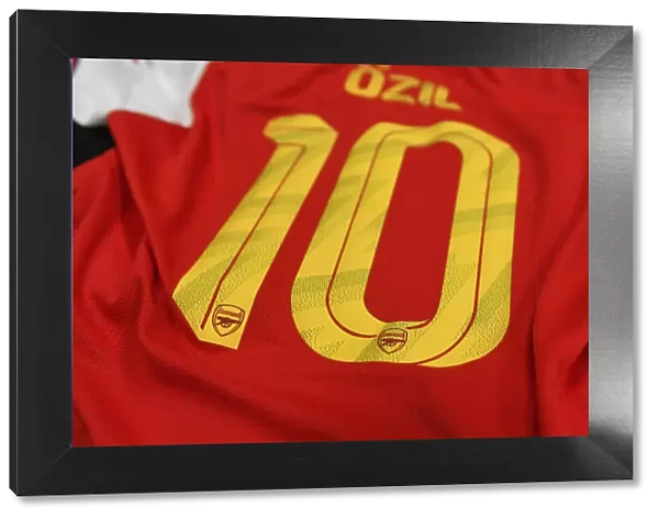Mesut Ozil's Arsenal Jersey in Arsenal Changing Room Before Colorado Rapids Match (2019-20)