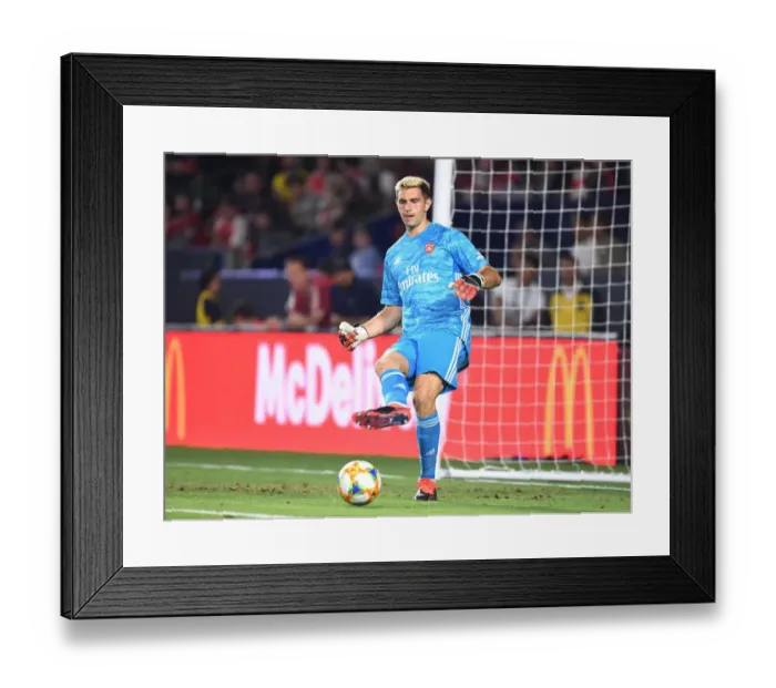 Framed Print : Arsenal vs. Bayern Munich: 2019 International Champions Cup Showdown Framed Print : Arsenal vs. Bayern Munich: 2019 International Champions Cup Showdown