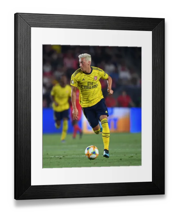 Framed Print : Arsenal vs. Bayern Munich: Ozil Sparks Action in 2019 International Champions Cup, Carson