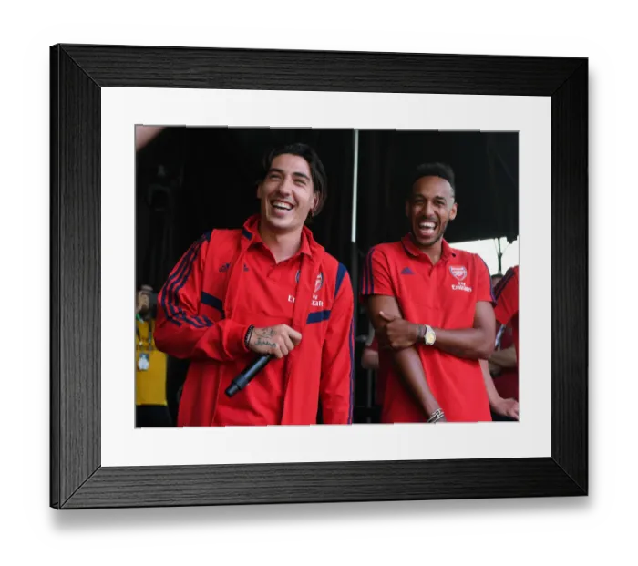 Framed Print : Arsenal Stars Meet Fans Before Arsenal v Fiorentina International Champions Cup Match in Charlotte, 2019
