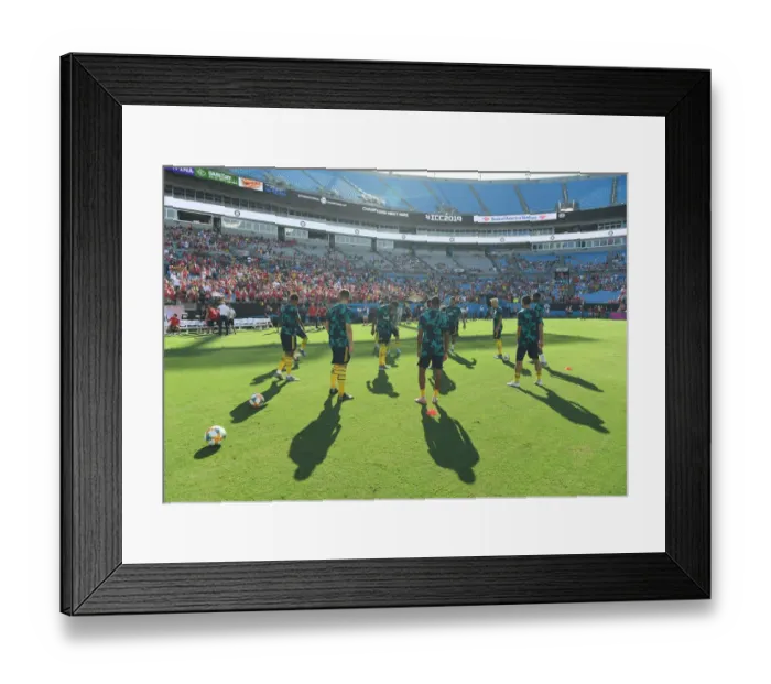 Framed Print : Arsenal FC: Pre-Season Training at the International Champions Cup in Charlotte (vs ACF Fiorentina) Framed Print : Arsenal FC: Pre-Season Training at the International Champions Cup in Charlotte (vs ACF Fiorentina)