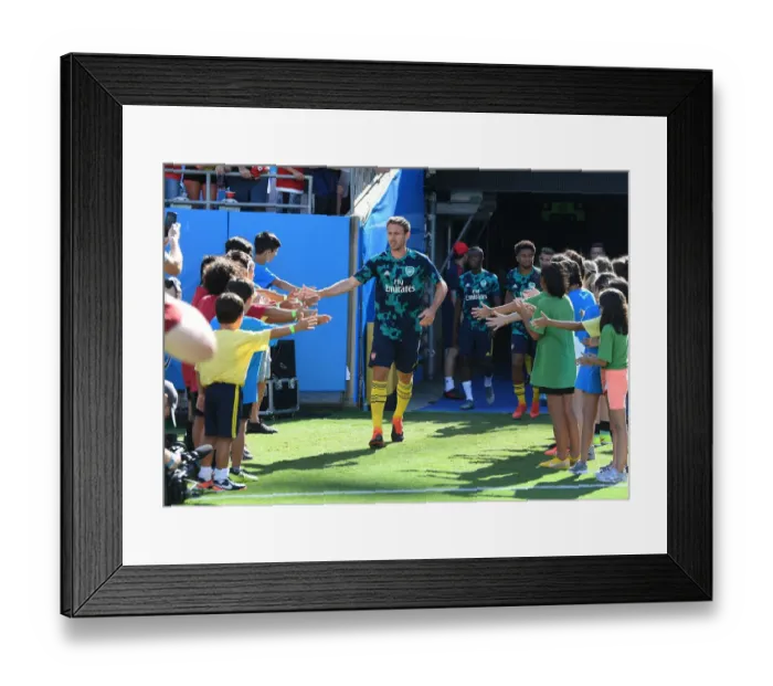 Framed Print : Arsenal's Nacho Monreal Prepares for Arsenal v Fiorentina at 2019 International Champions Cup in Charlotte