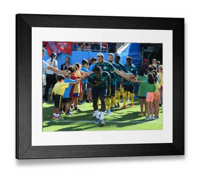 Framed Print : Arsenal's Eddie Nketiah Prepares for Arsenal v Fiorentina at 2019 International Champions Cup, Charlotte Framed Print : Arsenal's Eddie Nketiah Prepares for Arsenal v Fiorentina at 2019 International Champions Cup, Charlotte
