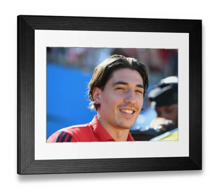 Framed Print : Arsenal's Hector Bellerin Prepares for Arsenal v Fiorentina at 2019 International Champions Cup, Charlotte Framed Print : Arsenal's Hector Bellerin Prepares for Arsenal v Fiorentina at 2019 International Champions Cup, Charlotte