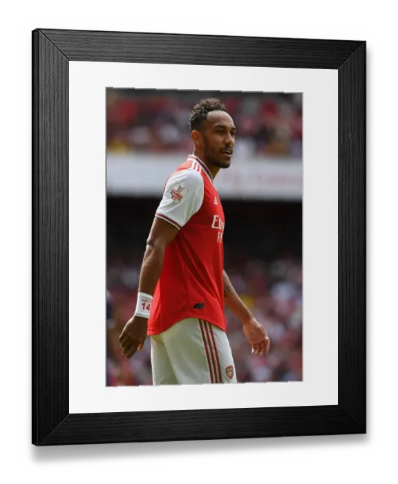 Framed Print : Arsenal's Aubameyang Stars in Arsenal vs. Olympique Lyonnais Emirates Cup Showdown (2019-20) Framed Print : Arsenal's Aubameyang Stars in Arsenal vs. Olympique Lyonnais Emirates Cup Showdown (2019-20)