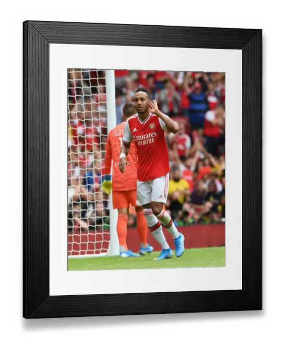 Framed Print : Arsenal's Aubameyang Scores the Winning Goal in Emirates Cup Victory over Olympique Lyonnais