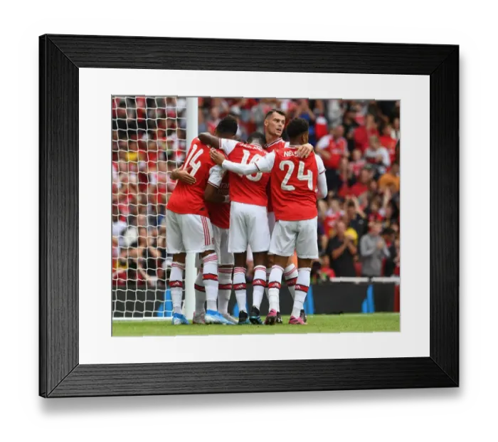Framed Print : Arsenal's Aubameyang Scores the Winning Goal in Emirates Cup Victory over Olympique Lyonnais