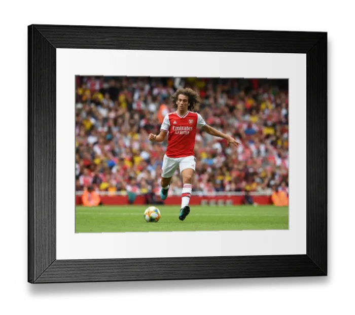Framed Print : Matteo Guendouzi in Action: Arsenal vs. Olympique Lyonnais at Emirates Cup, 2019 Framed Print : Matteo Guendouzi in Action: Arsenal vs. Olympique Lyonnais at Emirates Cup, 2019