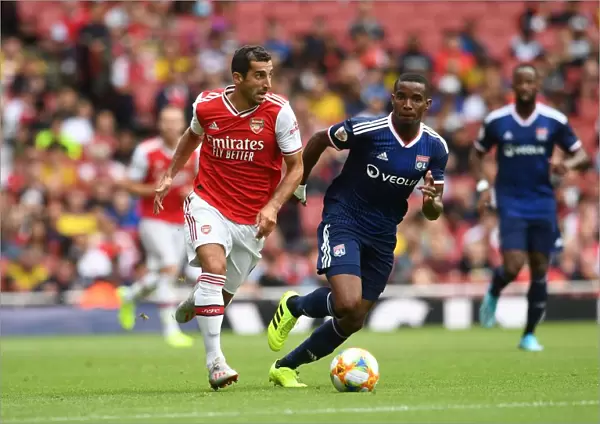 Arsenal vs. Olympique Lyonnais: Mkhitaryan in Action at the Emirates Cup, 2019