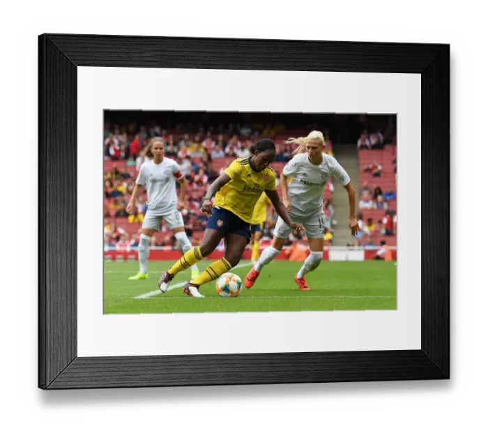 Framed Print : Arsenal v Olympique Lyonnais - Emirates Cup Framed Print : Arsenal v Olympique Lyonnais - Emirates Cup