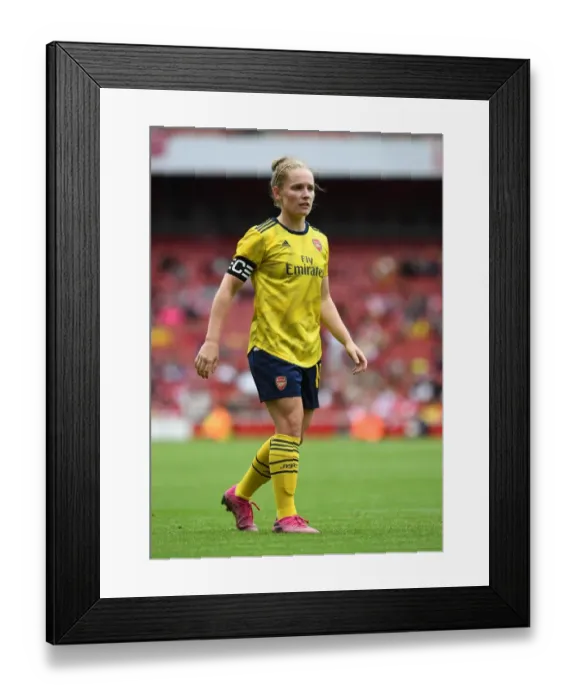 Framed Print : Arsenal's Kim Little in Action: Arsenal Women vs. FC Bayern Munich at Emirates Cup